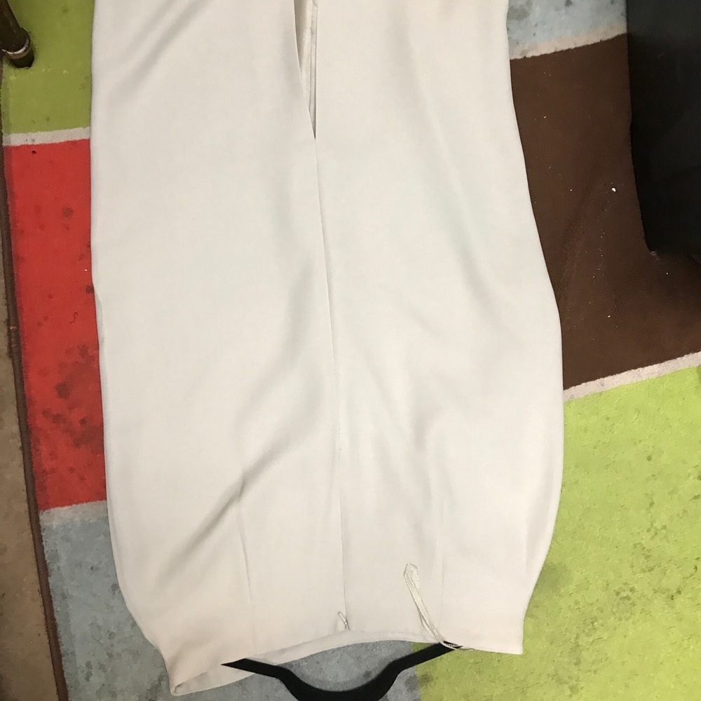 Elegant Beige Women's Suit Set - Picture 13 of 16